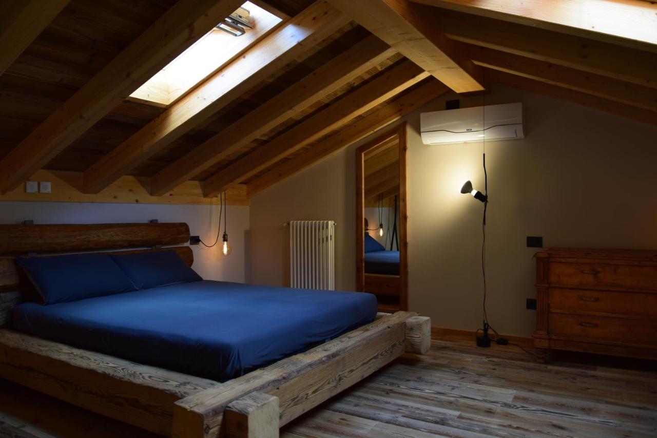 La Volta - Lake Como Heritage Home In Molino Maufet Watermill - Patio On The Garden 科利科 外观 照片